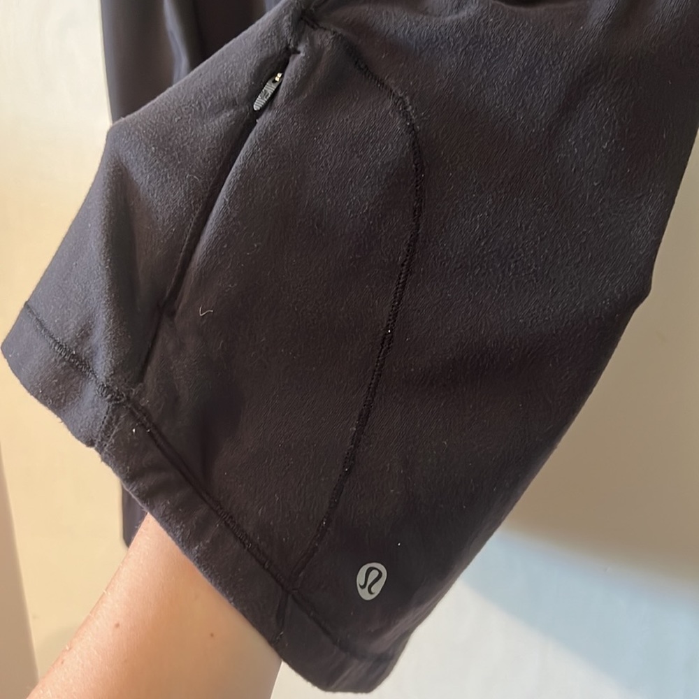 Lululemon half zip - Picture 4 of 6